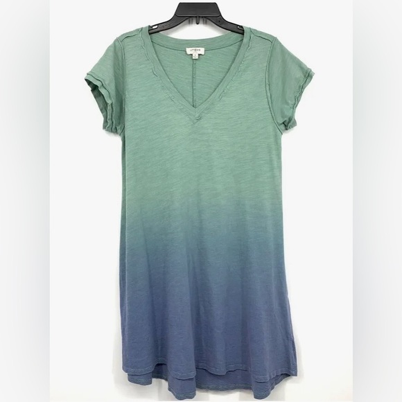 NWT Umgee Ombré V-Neck Mini Dress- size medium - Picture 2 of 4